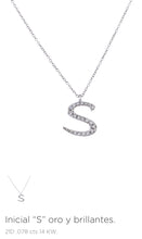 Cargar imagen en el visor de la galería, Gargantilla Dijes Iniciales con Diamante