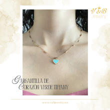 Cargar imagen en el visor de la galería, Gargantilla Corazón Color Verde Tiffany
