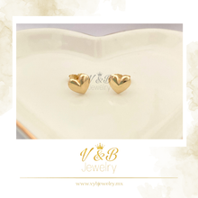 Cargar imagen en el visor de la galería, Aretes Corazón - 14K
