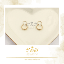 Cargar imagen en el visor de la galería, Arracadas Lisas - 14K
