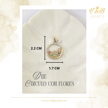 Cargar imagen en el visor de la galería, Dije Círculo con Flores

