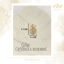 Cargar imagen en el visor de la galería, Dije Medalla de la Virgen - 14K
