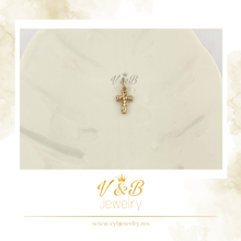 Cargar imagen en el visor de la galería, Dije Cruz Con Diseño - 14K
