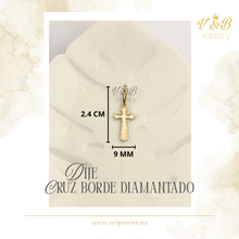 Cargar imagen en el visor de la galería, Dije Cruz Borde Diamantado - 18K
