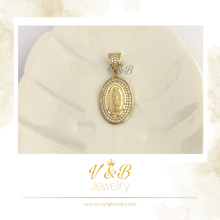 Cargar imagen en el visor de la galería, Dije Medalla Virgen de Guadalupe
