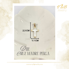 Cargar imagen en el visor de la galería, Dije Cruz Madre Perla
