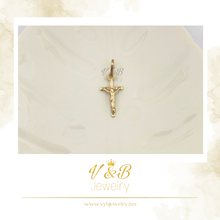 Cargar imagen en el visor de la galería, Dije Cruz con Cristo
