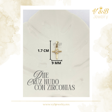 Cargar imagen en el visor de la galería, Dije Cruz con Nudo y Zirconias
