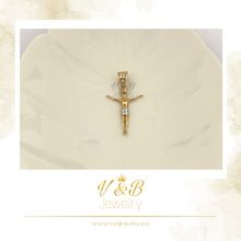 Cargar imagen en el visor de la galería, Dije Cristo con Zirconias
