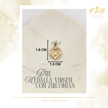 Cargar imagen en el visor de la galería, Dije Medalla Virgen Con Zirconias
