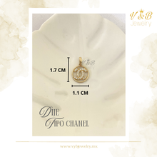 Cargar imagen en el visor de la galería, Dije Tipo Chanel
