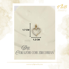 Cargar imagen en el visor de la galería, Dije de Corazón con Zirconias
