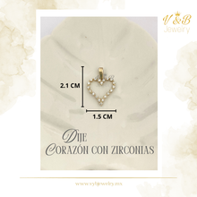 Cargar imagen en el visor de la galería, Dije Corazón con Zirconias

