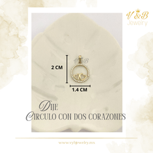 Cargar imagen en el visor de la galería, Dije Círculo con Dos Corazones
