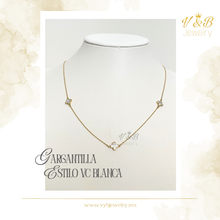 Cargar imagen en el visor de la galería, Gargantilla Estilo VC Blanca
