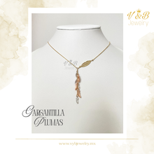 Cargar imagen en el visor de la galería, Gargantilla Plumas
