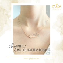 Cargar imagen en el visor de la galería, Gargantilla Cruz con Zirconias Blancas
