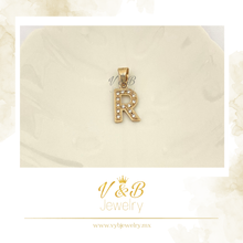 Cargar imagen en el visor de la galería, Dije de Inicial "R" con Zirconias
