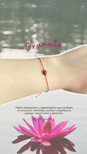 Cargar imagen en el visor de la galería, Pulsera con Granate
